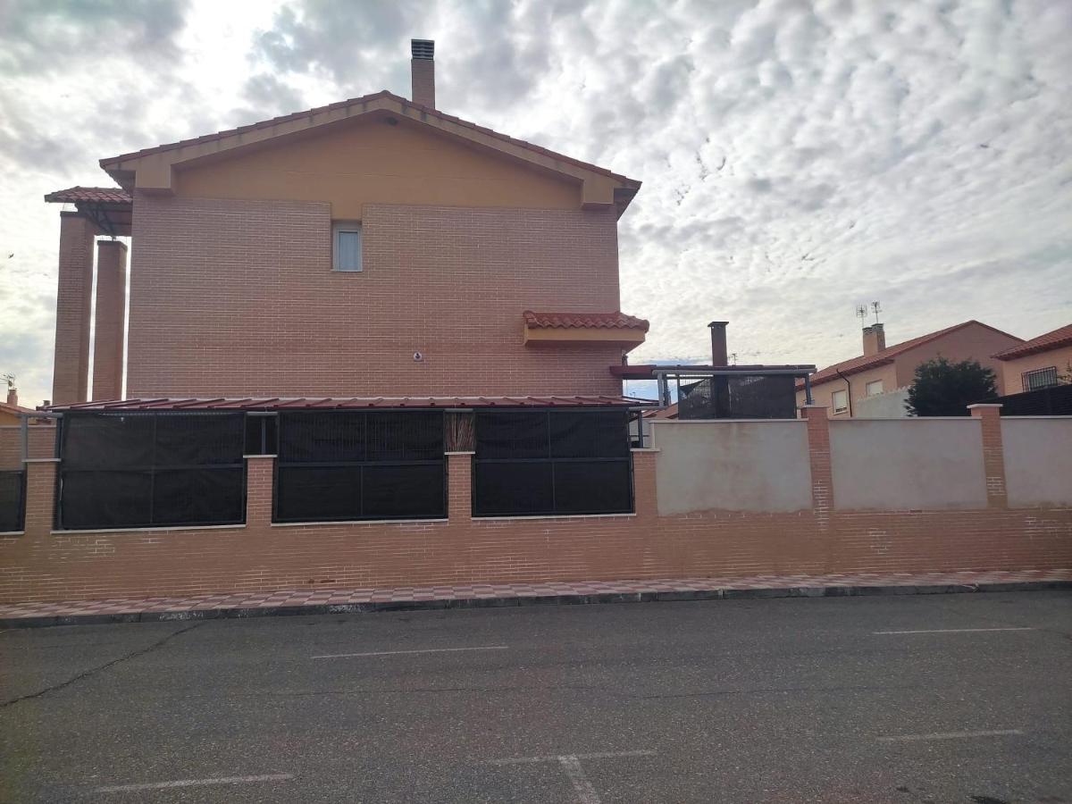 "La Villa De Iker" Con Chimenea, Barbacoa Y A 10 Mint De "Puy Du Fou" Argés Kültér fotó